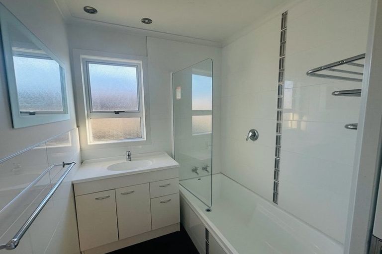 Photo of property in 5 Grey Street, Waitara, 4320