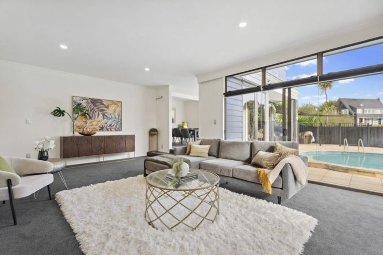 Photo of property in 1/16 Oleander, Farm Cove, Auckland, 2012