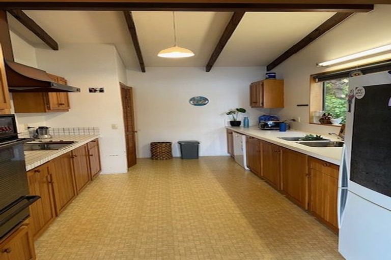 Photo of property in 1/2 Gill Road, Lowry Bay, Lower Hutt, 5013