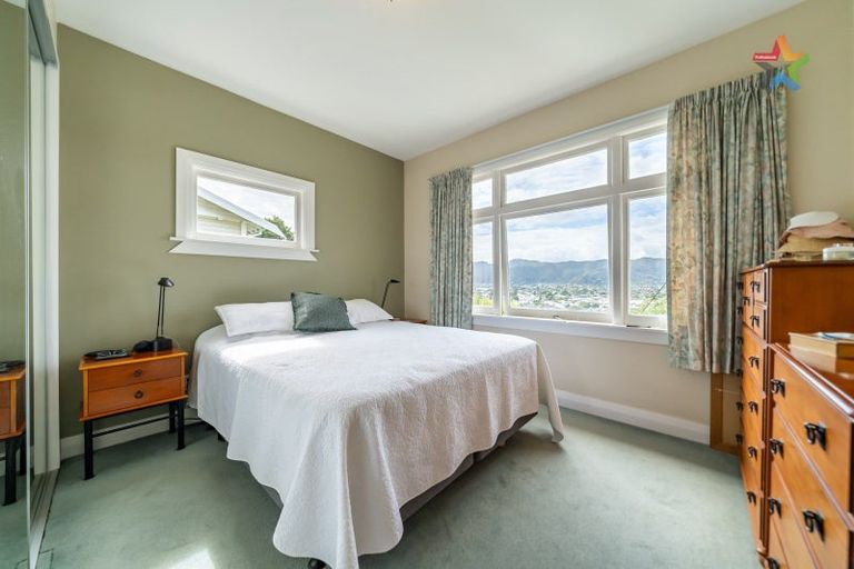 Photo of property in 31 Tirohanga Road, Tirohanga, Lower Hutt, 5010