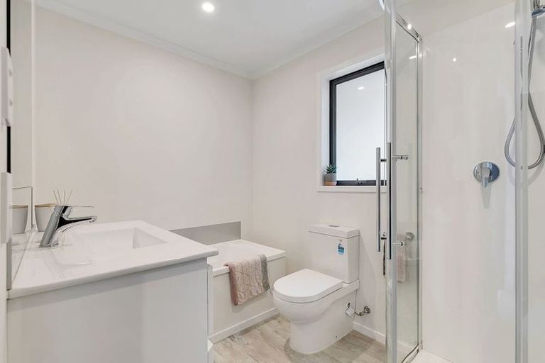 Photo of property in 104 Rangituhi Crescent, Takapuwahia, Porirua, 5022