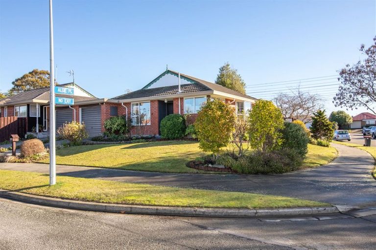 Photo of property in 5a Westgrove Avenue, Avonhead, Christchurch, 8042