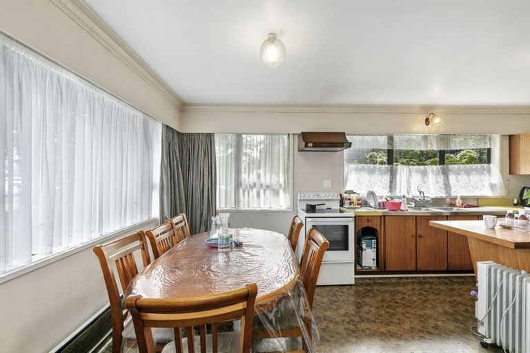 Photo of property in 81 Cambridge Terrace, Waterloo, Lower Hutt, 5011