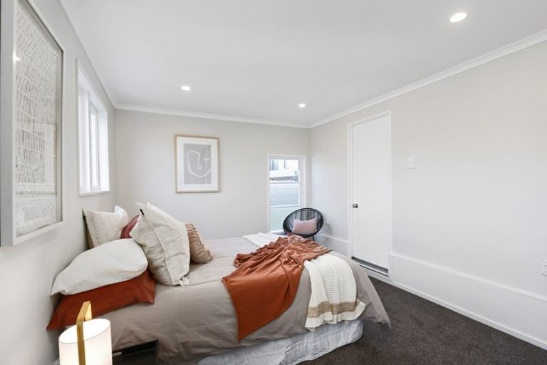 Photo of property in 41 Parker Avenue, New Lynn, Auckland, 0600
