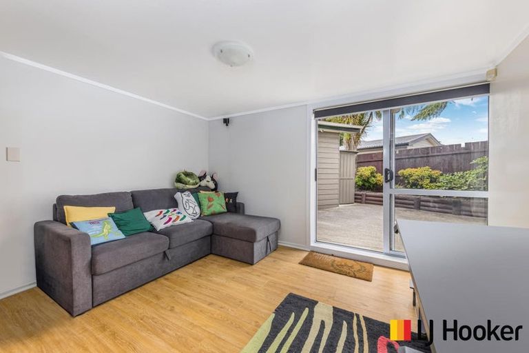 Photo of property in 189 Carnoustie Drive, Wattle Downs, Auckland, 2103