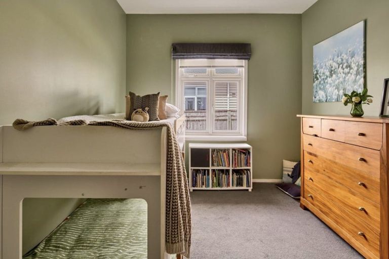 Photo of property in 62 Heretaunga Street, Petone, Lower Hutt, 5012