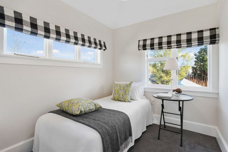 Photo of property in 43 Colombo Street, Cashmere, Christchurch, 8022