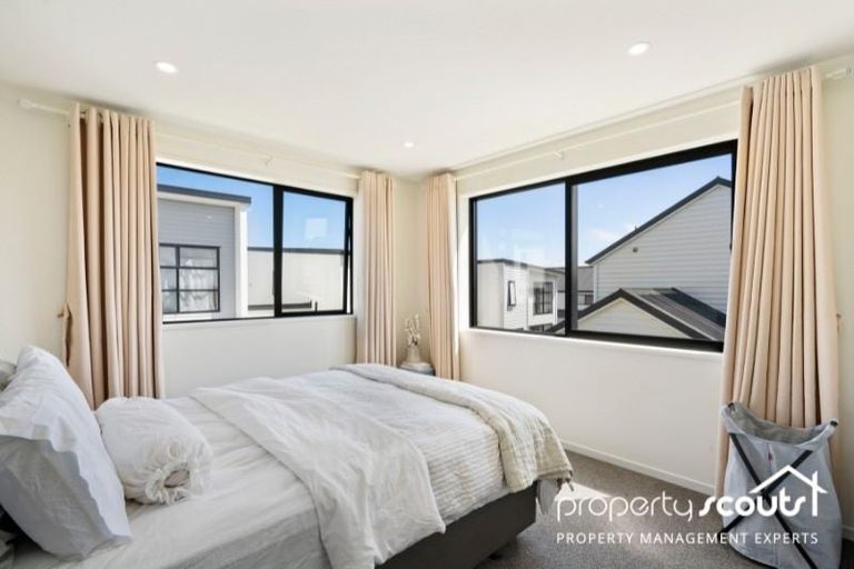 Photo of property in 27b Westgate Drive, Westgate, Auckland, 0614