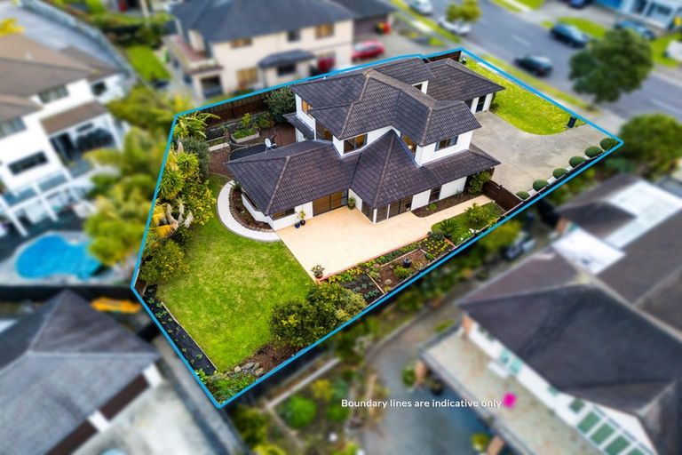 Photo of property in 35 Waimanu Bay Drive, Te Atatu Peninsula, Auckland, 0610