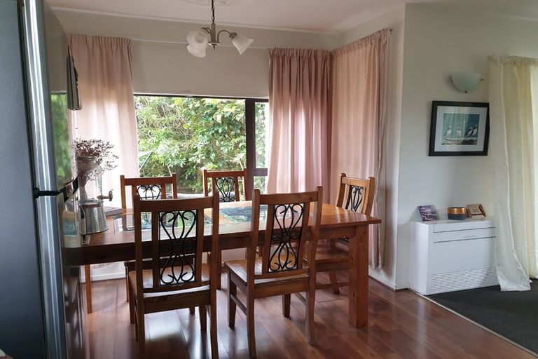 Photo of property in 15 Chew Place, Ranui, Porirua, 5024