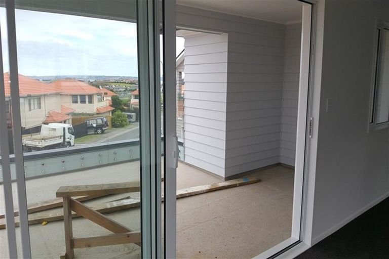 Photo of property in 35 Clea View, Gulf Harbour, Whangaparaoa, 0930