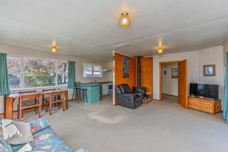 Photo of property in 64 Michael Road, Paraparaumu Beach, Paraparaumu, 5032