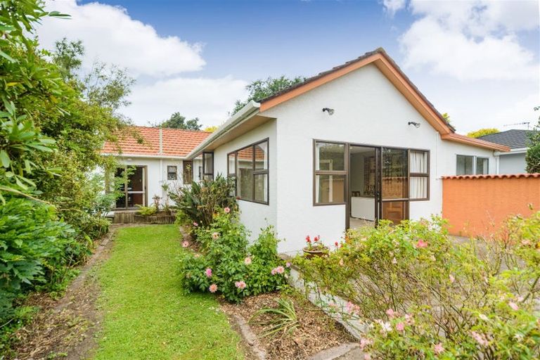 Photo of property in 73 Keeling Street, West End, Palmerston North, 4412