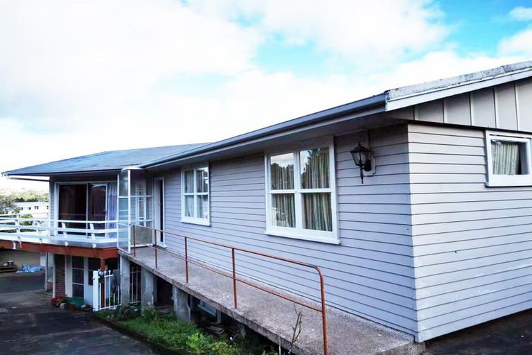 Photo of property in 24 Ted William Street, New Windsor, Auckland, 0600