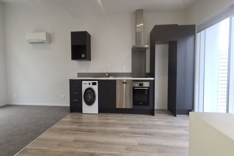 Photo of property in 16 Tai Lane, Whitby, Porirua, 5024