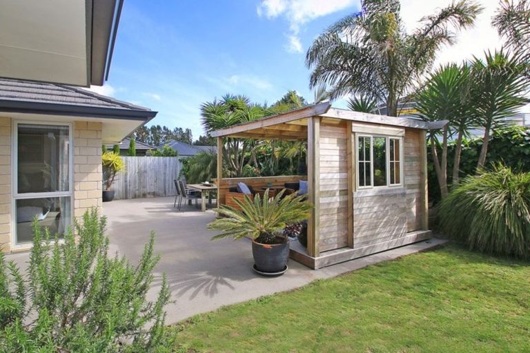 Photo of property in 4 Oakwood Way, Papamoa Beach, Papamoa, 3118