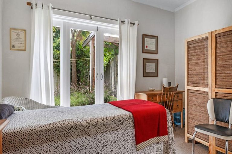 Photo of property in 35a Exeter Street, Lyttelton, 8082