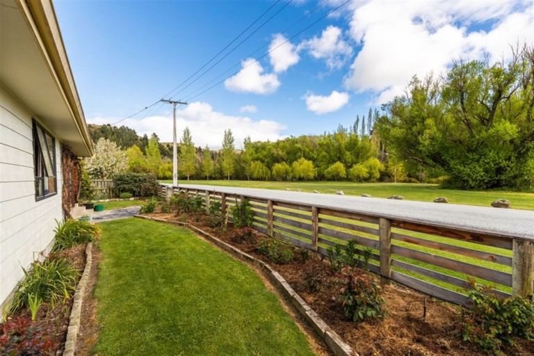 Photo of property in 52 Kingan Road, Luggate, Cromwell, 9383