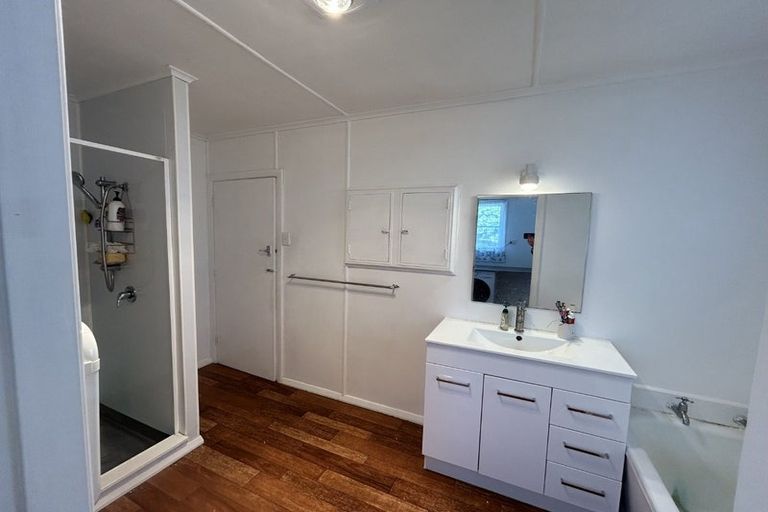 Photo of property in 12 Tiraumea Road, Pahiatua, 4910