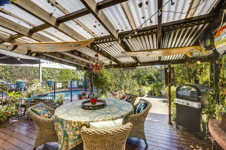 Photo of property in 56 Clarence Cox Crescent, Pirimai, Napier, 4112