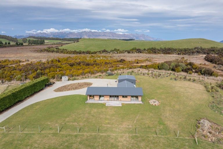 Photo of property in 877 Manapouri Te Anau Highway, Te Anau, 9679