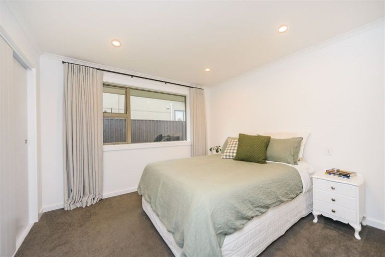 Photo of property in 102 Waterloo Crescent, Hokowhitu, Palmerston North, 4410