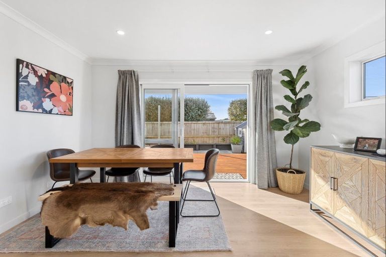 Photo of property in 4 Richmond Street, Cambridge, 3434