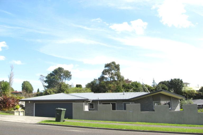 Photo of property in 75 Heta Road, Highlands Park, New Plymouth, 4312