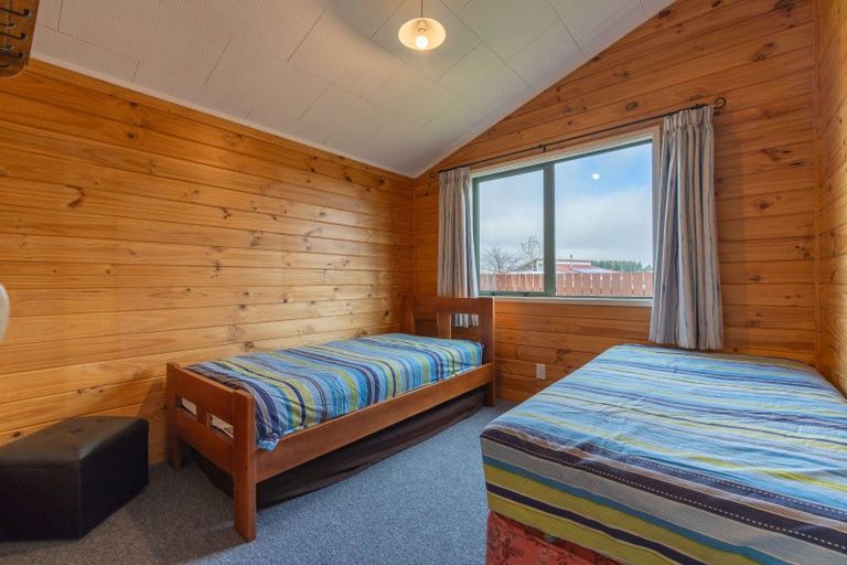 Photo of property in 5 Speight Street, Te Anau, 9600