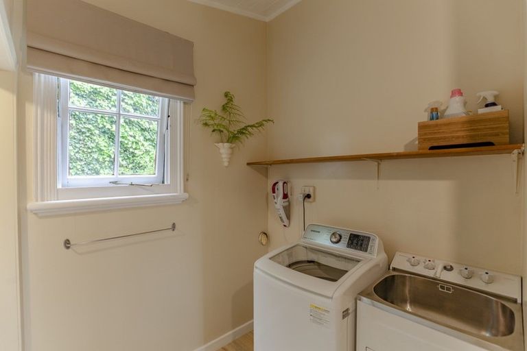 Photo of property in 8 Paradise Road, Napier South, Napier, 4110