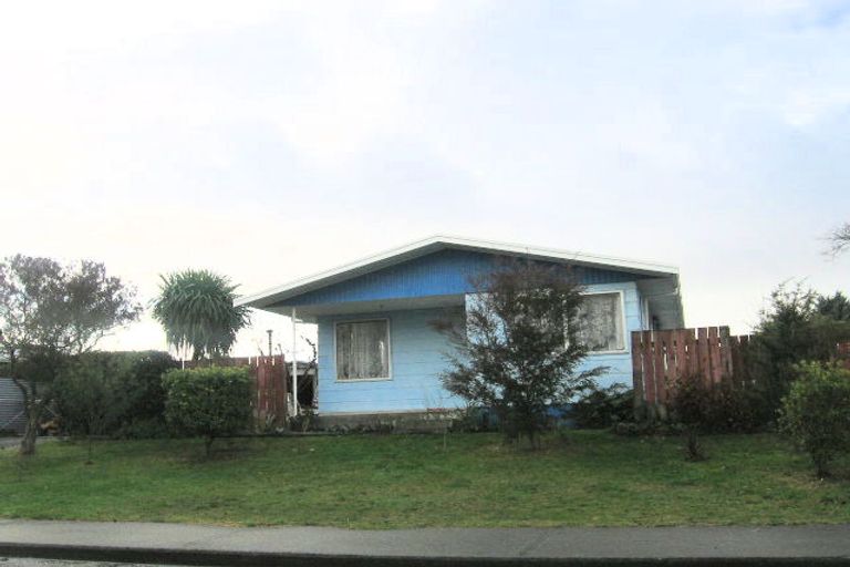 Photo of property in 24 Peary Crescent, Flaxmere, Hastings, 4120