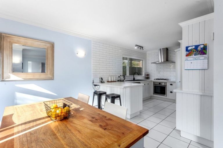 Photo of property in 1 Windsor Rise, Whakatane, 3120