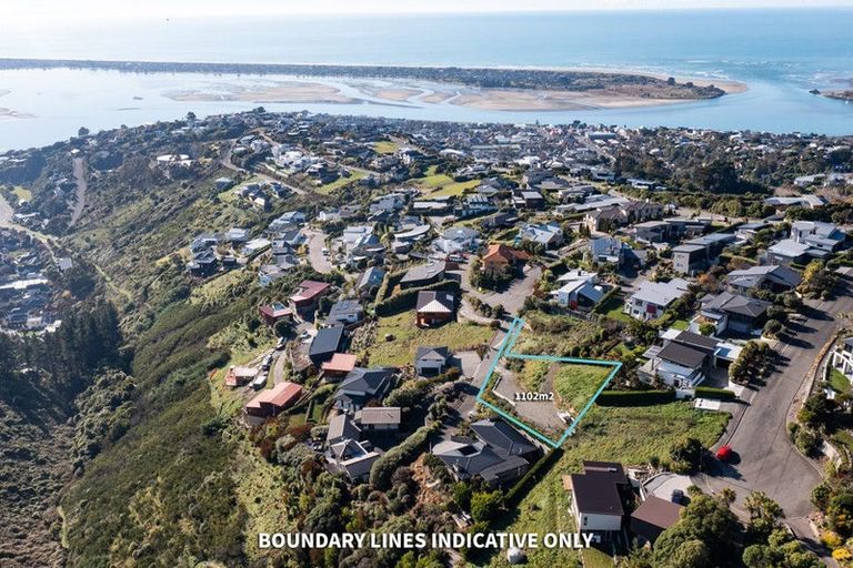 Photo of property in 2 Harry Fergus Lane, Redcliffs, Christchurch, 8081