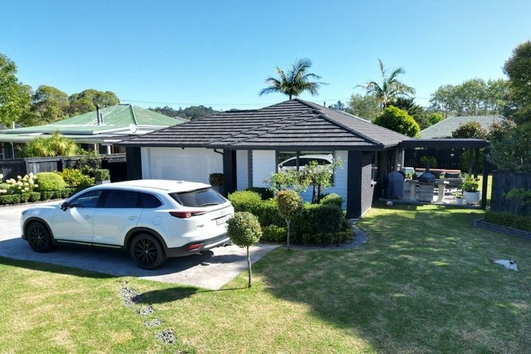 Photo of property in 3 Riverboat Lane, Helensville, 0800