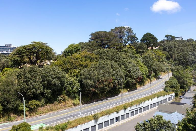 Photo of property in 20 Parliament Street, Thorndon, Wellington, 6011