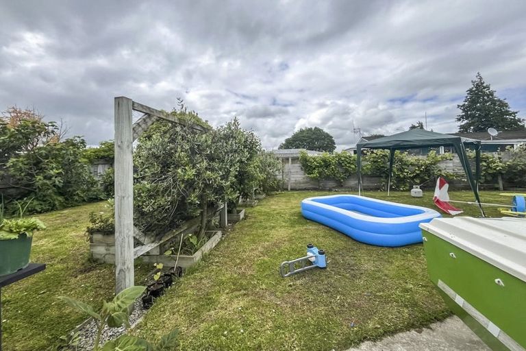 Photo of property in 43 Amberley Avenue, Westbrook, Palmerston North, 4412