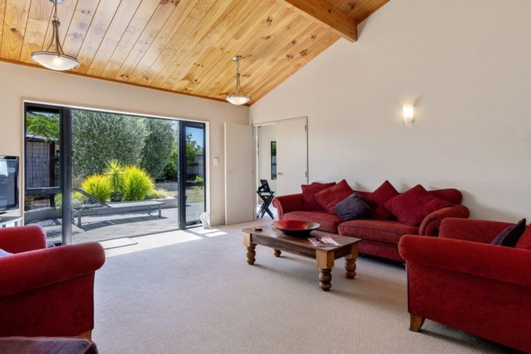 Photo of property in 56 Beachwater Drive, Papamoa Beach, Papamoa, 3118