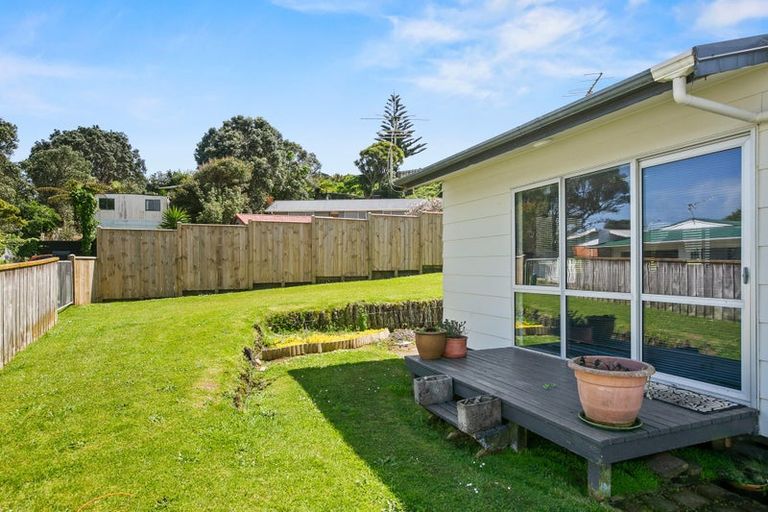 Photo of property in 7 Tahurangi Place, Spotswood, New Plymouth, 4310