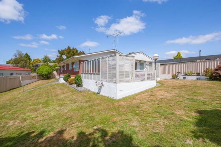 Photo of property in 8 Kensington Street, Tokoroa, 3420