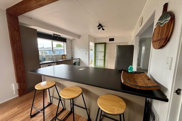 Photo of property in 69 Lanark Crescent, Tamatea, Napier, 4112
