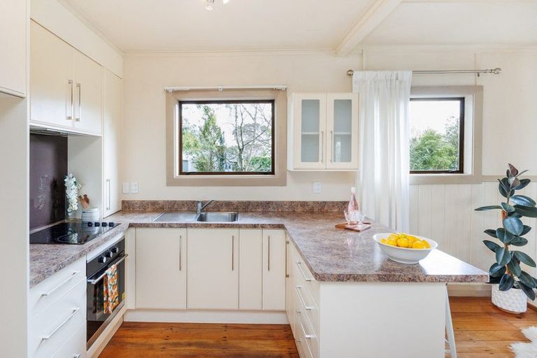 Photo of property in 765 Makerua Road, Tokomaru, Palmerston North, 4474