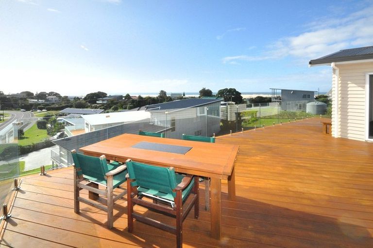 Photo of property in 9b Cornwall Way, Mangawhai Heads, Mangawhai, 0505