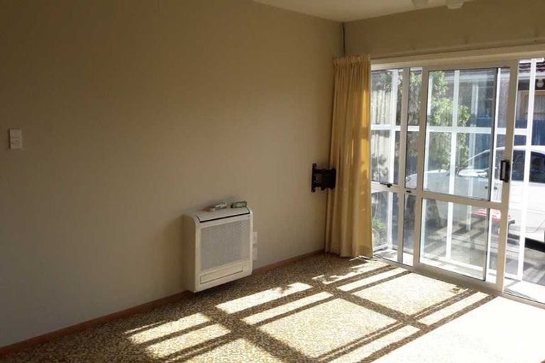 Photo of property in 2/42 Strathfield Avenue, Dallington, Christchurch, 8061