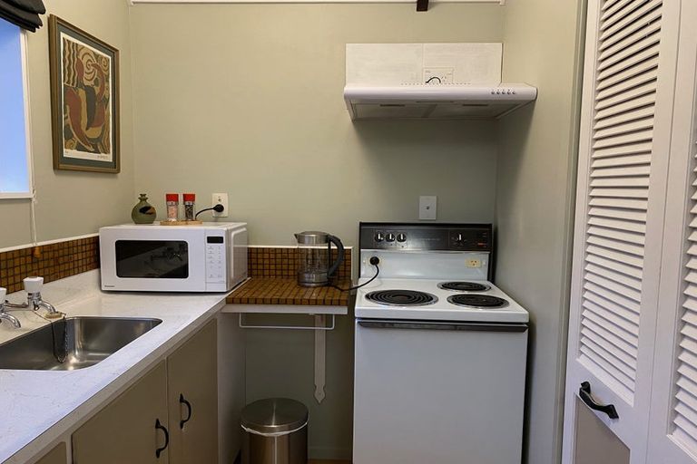 Photo of property in 20 Jellicoe Street, Greytown, 5712