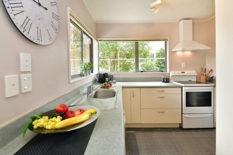 Photo of property in 3 Logan Lane, Stanmore Bay, Whangaparaoa, 0932