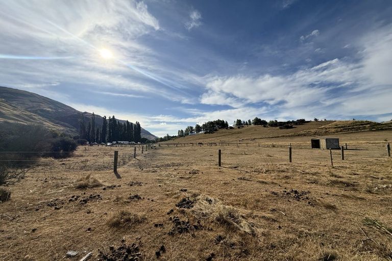 Photo of property in 72a Bills Way, Wanaka, 9305