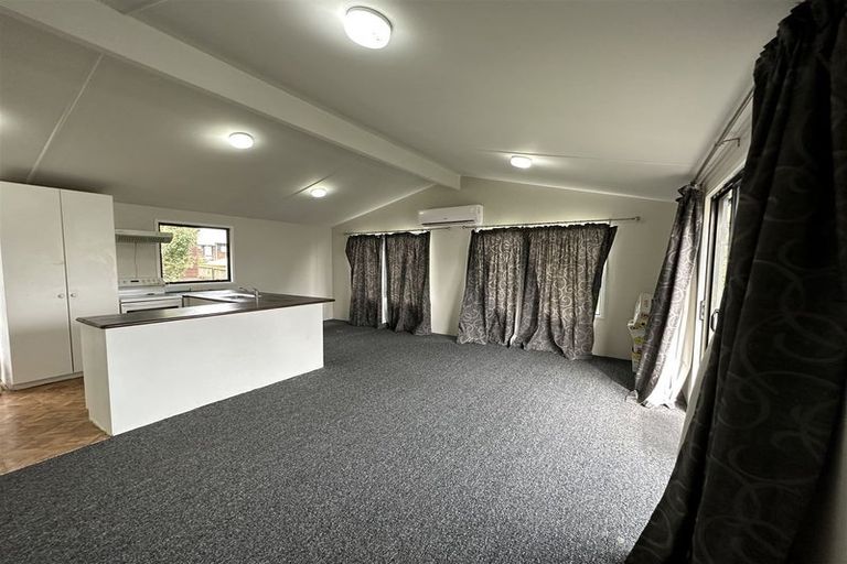 Photo of property in 123 Astley Avenue, New Lynn, Auckland, 0600