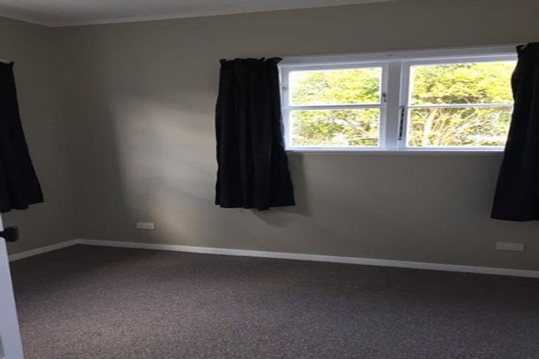 Photo of property in 893 High Street, Avalon, Lower Hutt, 5011
