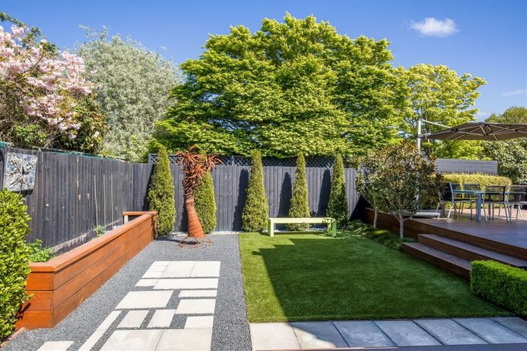 Photo of property in 20a Holmwood Road, Merivale, Christchurch, 8014