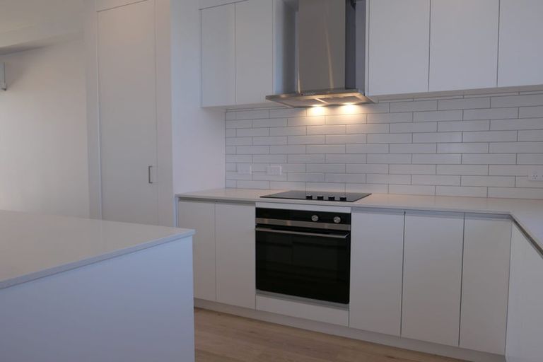 Photo of property in 43 Kamahi Place, Paraparaumu, 5032